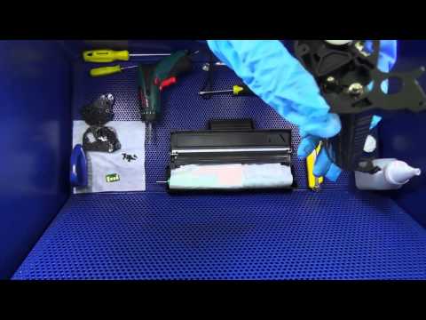 Видео: Инструкция по заправке картриджа MLT D104S для принтера Samsung SCX 3217