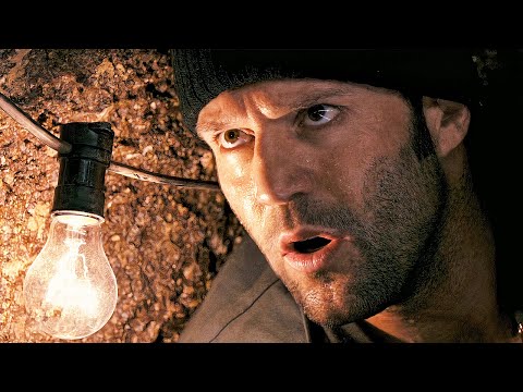 Видео: Мужчины роют подкоп в ХРАНИЛИЩЕ БАНКА, где находится интимный компромат на принцессу Англии