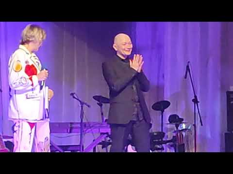 Видео: Бенефис Ильяса. Талантливый человек талантлив во всем