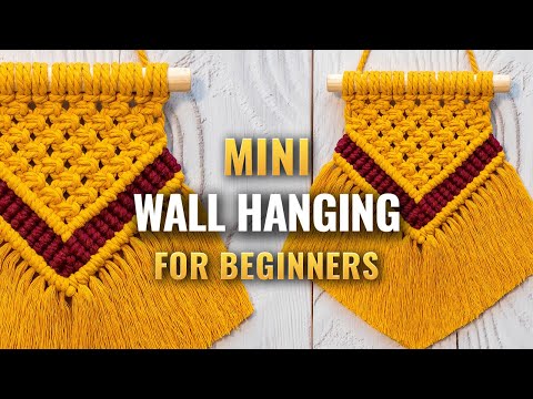 Видео: Маленькое двухцветное панно в технике макраме | DIY | Урок макраме для новичков