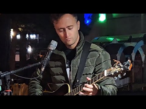 Видео: Тот самый музыкант  в прямом эфире!