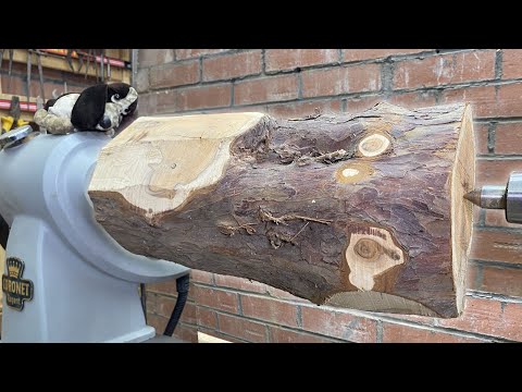 Видео: Раскрытие тайных глубин тиса – завораживающий проект токарной обработки дерева