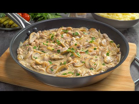 Видео: КУРИЦА ПО-СТРОГАНОВСКИ. Быстро и Вкусно! Обед или ужин за 30 минут. Рецепт от Всегда Вкусно!