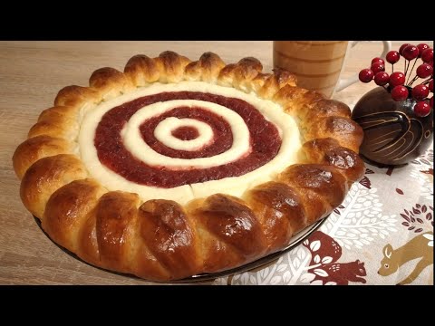 Видео: Дрожжевой пирог из Хрущевского теста с творогом и клубникой☆Cottage cheese and strawberry cake