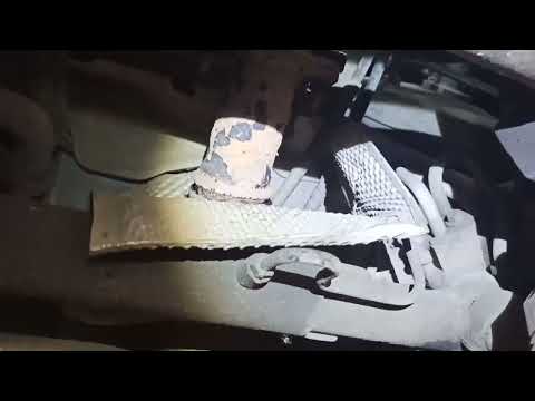 Видео: Дым после ремонта двигателя Форд Фокус 1 - Часть 11