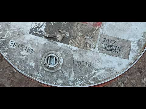 Видео: Как грамотно вскрыть металлическую бочку из под масла