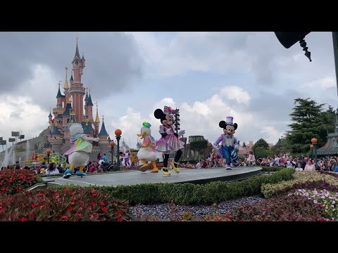 Видео: Диснейленд Париж. Дневное шоу с участием любимых героев (Disneyland Paris)