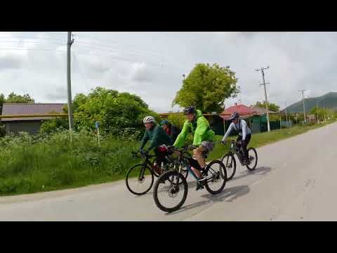 Видео: Озеро Тамбукан. В поисках лечебной грязи ))))