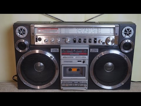 Видео: Toshiba RT-S913. Самый жЫр или простота, которая лучше воровства