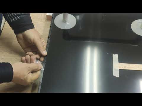 Видео: Снять клеенное стекло телевизора