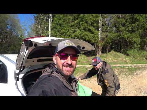 Видео: Мормышинг на малой лесной реке!