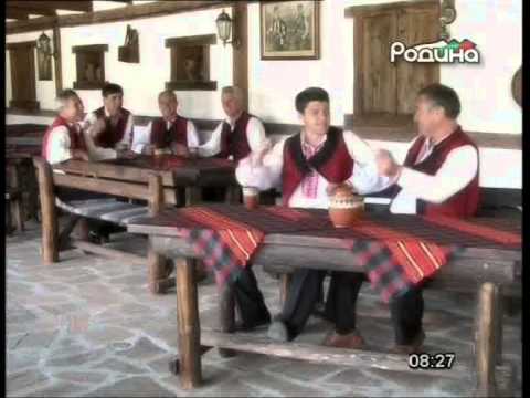 Видео: Собрали се девет баби