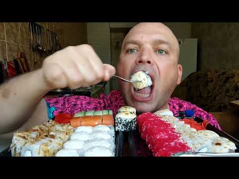 Видео: МУКБАНГ РОЛЛЫ/ОБЖОР запечённые роллы/MUKBANG rolls
