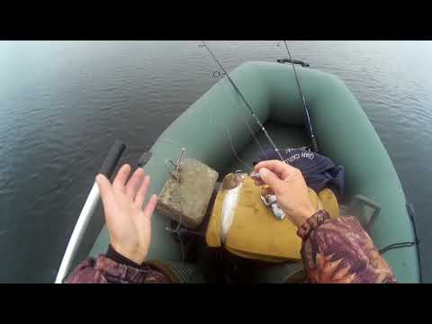 Видео: ЛОВЛЯ ЩУКИ НА ЖИВЦА С ЛОДКИ!!!