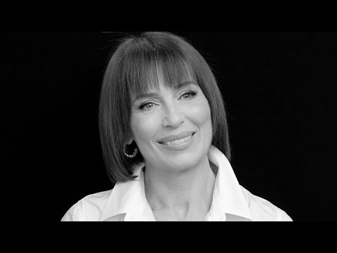 Видео: Интервью с Эмили Янцен