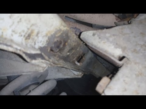 Видео: Оторвалась балка Ваз 2107 (Замена рем вставки)