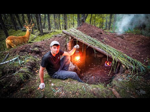 Видео: СТРОЮ ЗЕМЛЯНКУ БЕЗ ЕДЫ | ДЕНЬ 4 |ЖАРЕНЫЙ РОГОЗ, КОМПОТ ИЗ ТЁРНА | НАПАЛИ ОСЫ, ОКРУЖИЛИ ДИКИЕ ЗВЕРИ