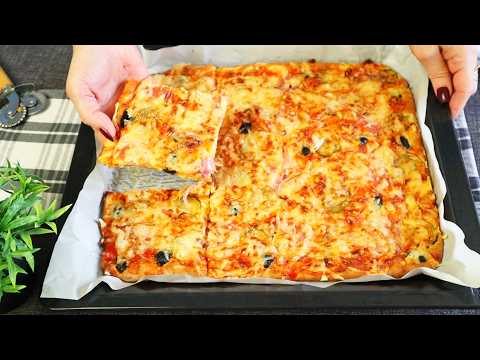 Видео: Выливаешь и печешь: странный способ, но пицца - ОГОНЬ!