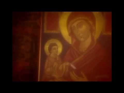 Видео: На тебя уповаю... Икона Божией Матери "Троеручица"