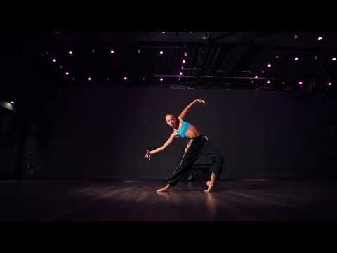 Видео: #dance #танцы #contemporary #choreography #dancer #dancestudio #sasha