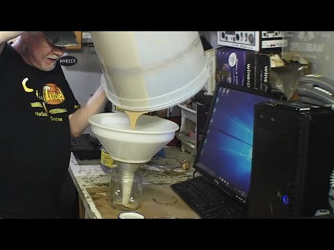 Видео: Как спасти дрожжи!