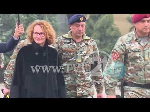 Видео: Единица „Волци“: Само тројца војници подготвени за 21 дневниот предизвик