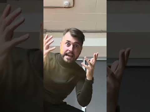 Видео: Четырёхминутный туториал по замене стекла на iPhone 14 от Мэтью Маконаги