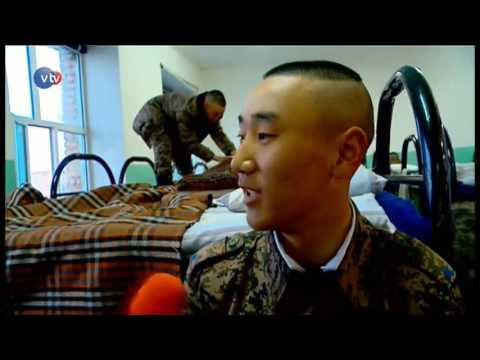 Видео: Залуус нэг өдрийг цэргийн амьдралтай танилцаж өнгөрөөлөө