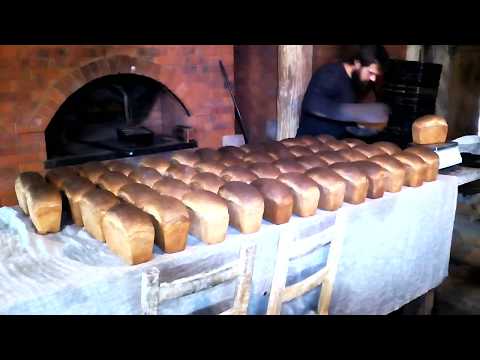 Видео: Хлеб из русской печи