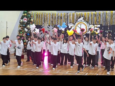 Видео: Дарите женщинам цветы / Новогодний утренник / Мой6б❤️