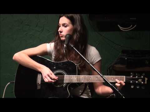 Видео: Амели на Мели - Бродит утро