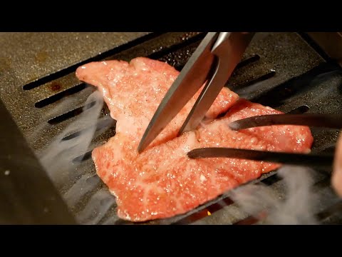 Видео: Удивительный! Лучшее шоу говядины Вагю в Киото, Япония! Потрясающий японский ресторан якинику