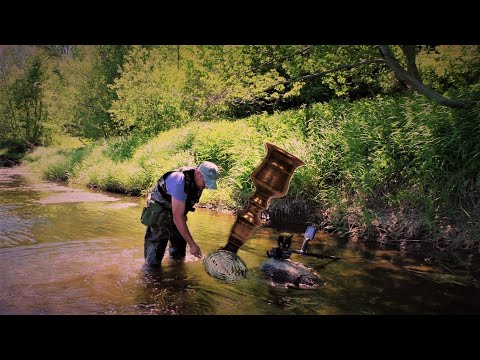 Видео: ОБАЛДЕЛ что Я Нашел в воде.ОТ КУДА ЭТО,на дне реки? Находки под водой-водный коп 2021 с ctx 3030