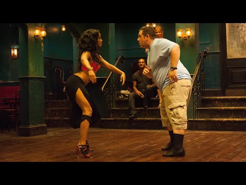 Видео: Казах зажигает на свадьбе, лучший танец.  #НурбекСтудия #Супертамада #Шоумен