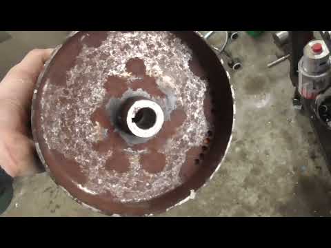 Видео: Внутришлиф шкив главного привода.