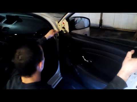 Видео: Ремонт замка на Рено Флюенс. Не открывается дверь с наружи .