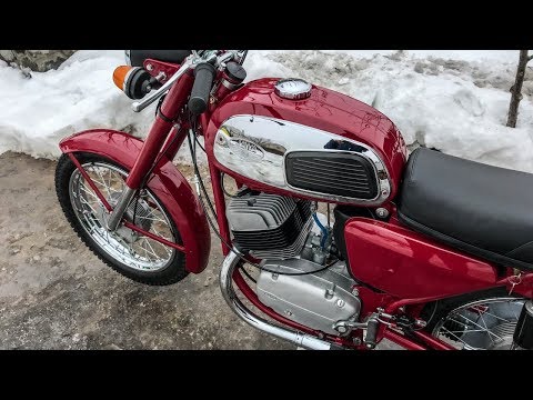 Видео: Jawa 350 в оригинале: вишневка Ява 634-01