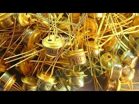 Видео: Деньги на вторсырье из мусора. Минск. Мусорщик. Беларусь.