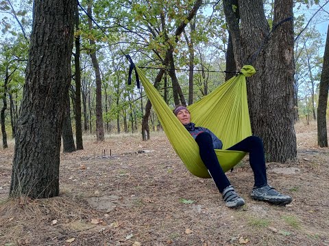 Видео: ГАМАК-КРІСЛО  "ЛІНИВЕЦЬ"   HAMMOCKVELOTURIST