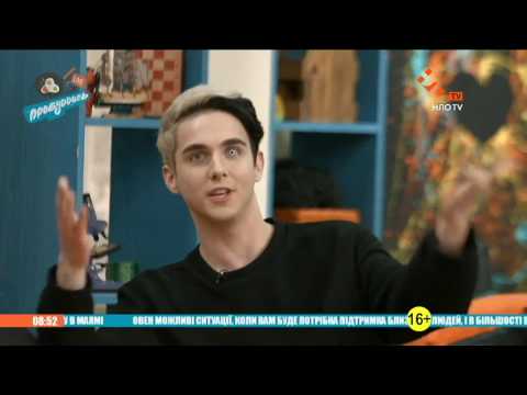 Видео: MELOVIN в гостях у «Пробуддись»