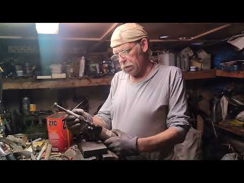 Видео: Приспособление для смазки старых соединений. Часть 2 как изготовить.
