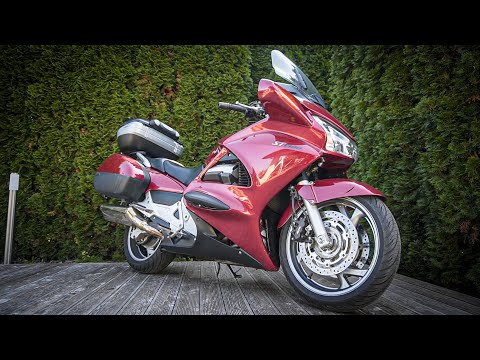 Видео: Honda Pan European - ЭТО СТОИТ ПОПРОБОВАТЬ, если ищите туристический мотоцикл