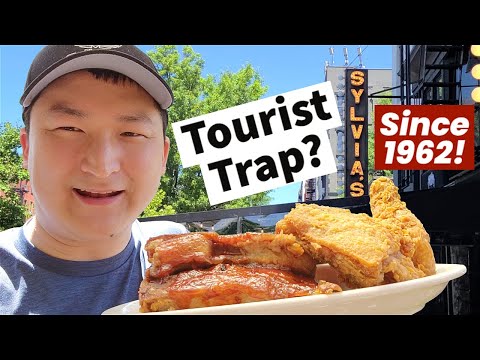 Видео: Sylvia's в Гарлеме теперь туристическая ловушка? Обзор культового ресторана Soul Food