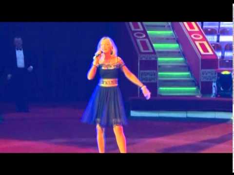Видео: Екатерина Галицына "Май"