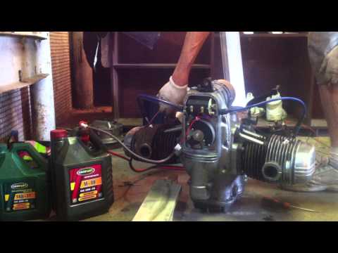 Видео: Воот! Воот так, мы заводим двигатель мотоцикла ИМЗ Урал