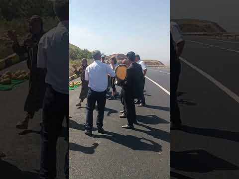 Видео: Ракси сайёхон бо тавлаку доира акордион