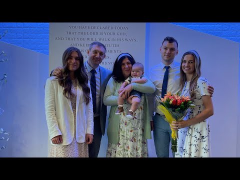 Видео: Благословение Маленького Рувима Стукова.