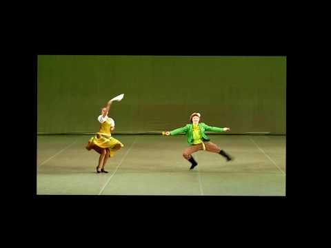 Видео: Русский танец "Назойливый ухажёр"