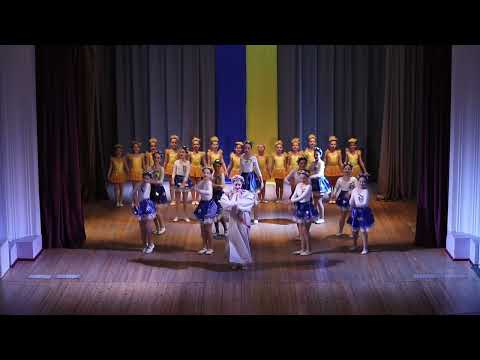 Видео: Хореографічна композиція "Дитячими долонями"