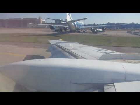 Видео: Ту-154М, RA-85684 "Ижма", 18.08.2018, Москва — Сочи, запуск двигателей, руление, взлёт, набор высоты